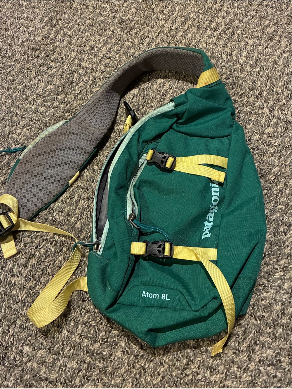 Patagonia Atom 8L Sling Bag